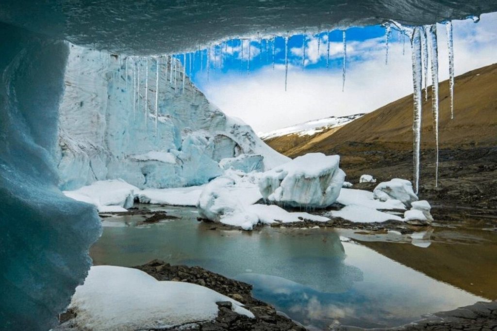 GLACIAR QUELCCAYA Y SUYUPARINA